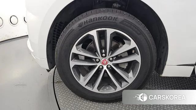 Jaguar F-PACE id 2986897 из Кореи 15