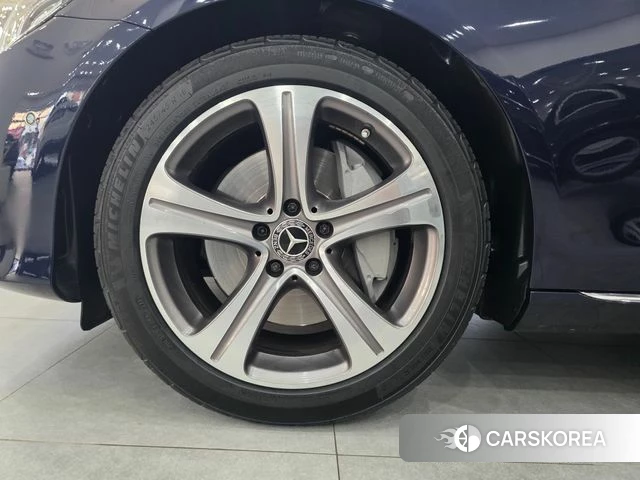Mercedes-Benz E-Class W213 id 4836863 из Кореи 14