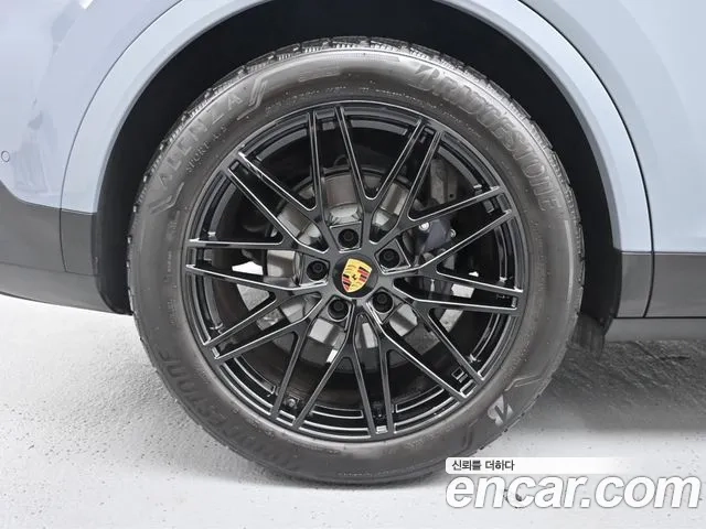 Porsche Cayenne (PO536) id 2862470 из Кореи 15