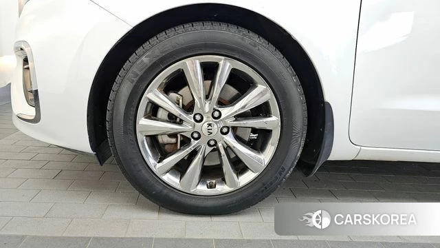 Kia The New Carnival id 4402978 из Кореи 25