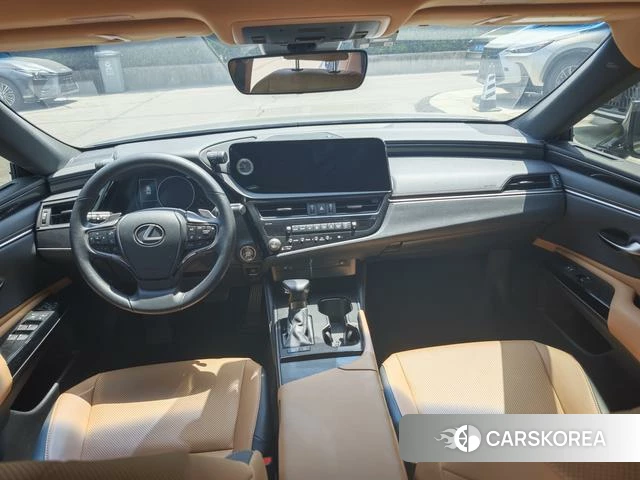 Lexus ES id 4334745 из Китая 12