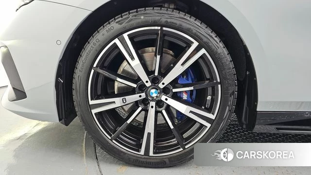 BMW 5 Series (G60) id 4432434 из Кореи 31