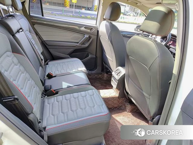 Volkswagen Tiguan L 2023 Белый из Китая, фото 5