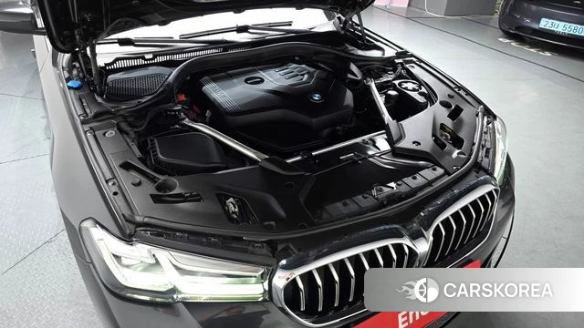 BMW 5 Series (G30) id 3859795 из Кореи 15