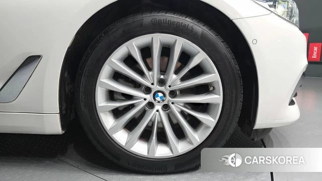 BMW 5 Series (G30) id 4435291 из Кореи 15