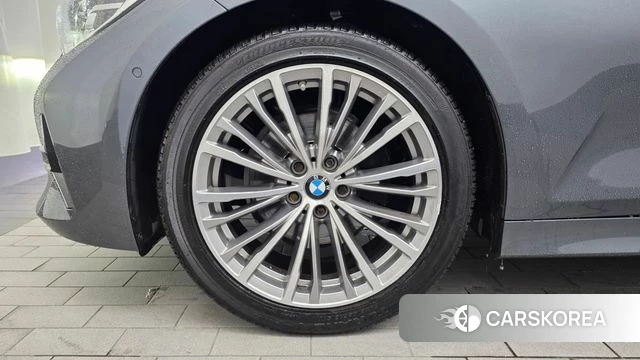 BMW 3 Series (G20) id 4750531 из Кореи 30