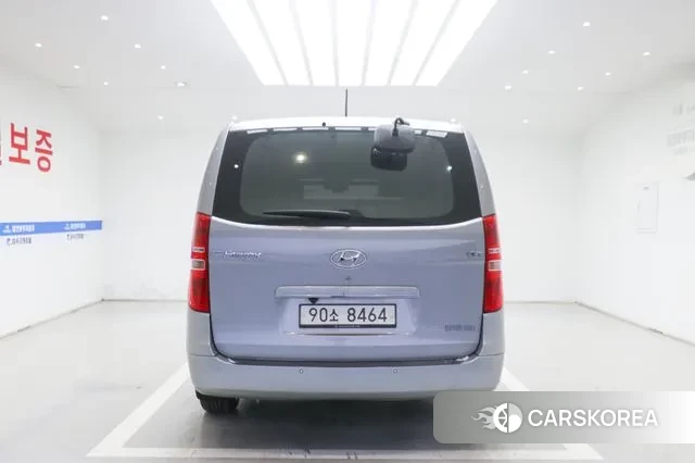 Hyundai The New Grand Starex id 3597907 из Кореи 14