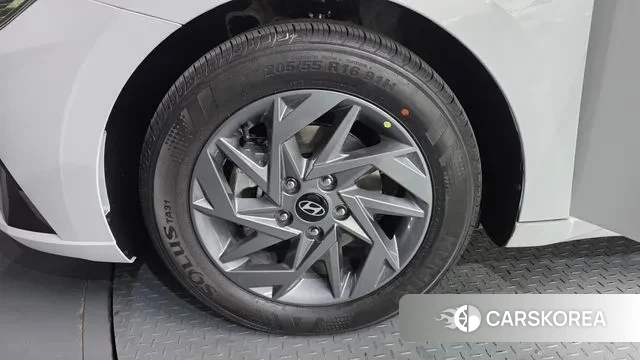 Hyundai Avante (CN7) id 3342975 из Кореи 15