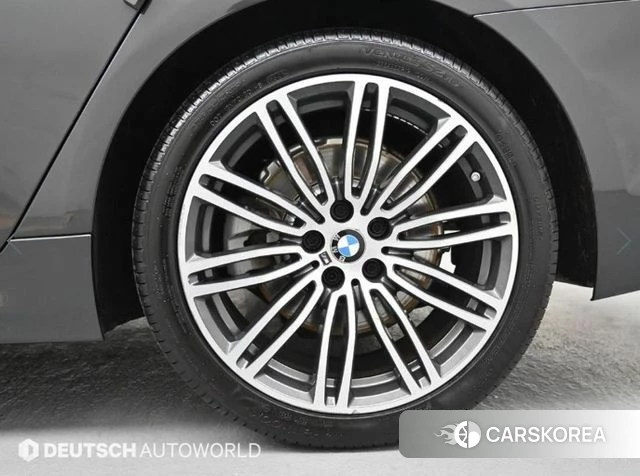 BMW 5 Series (G30) id 3898992 из Кореи 15