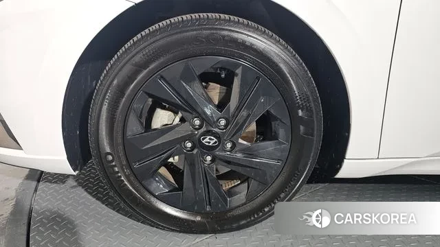 Hyundai Avante (CN7) id 3426985 из Кореи 15