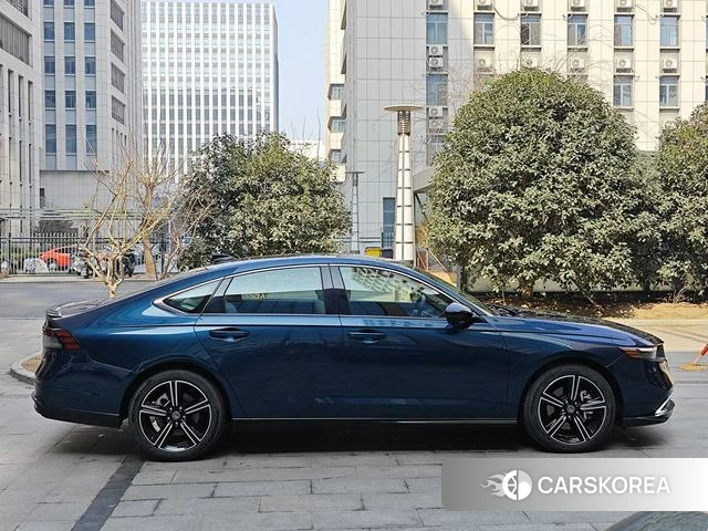 Honda Accord PHEV id 4262042 из Китая 23