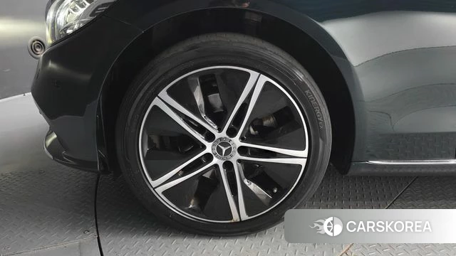 Mercedes-Benz C-Class W205 id 4430058 из Кореи 26