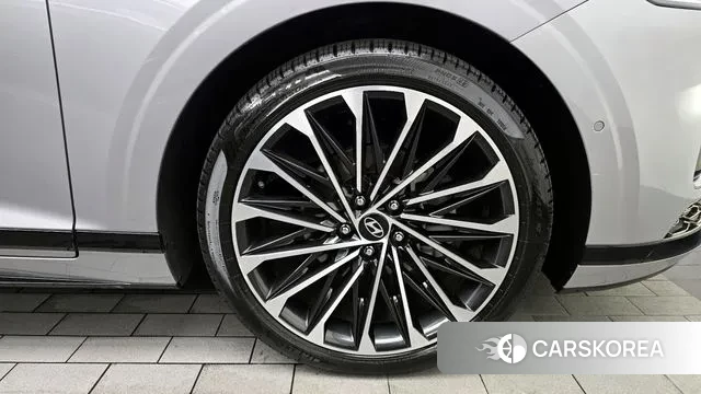 Hyundai Grandeur Hybrid (GN7) id 2889294 из Кореи 15