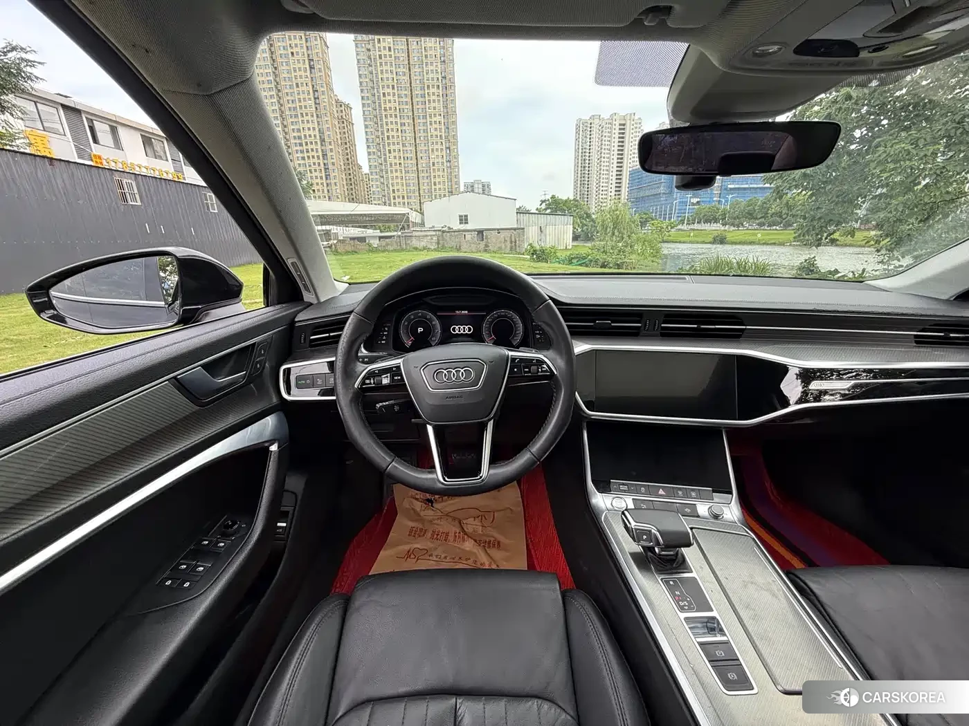 Audi A6L id 4600941 из Китая 12