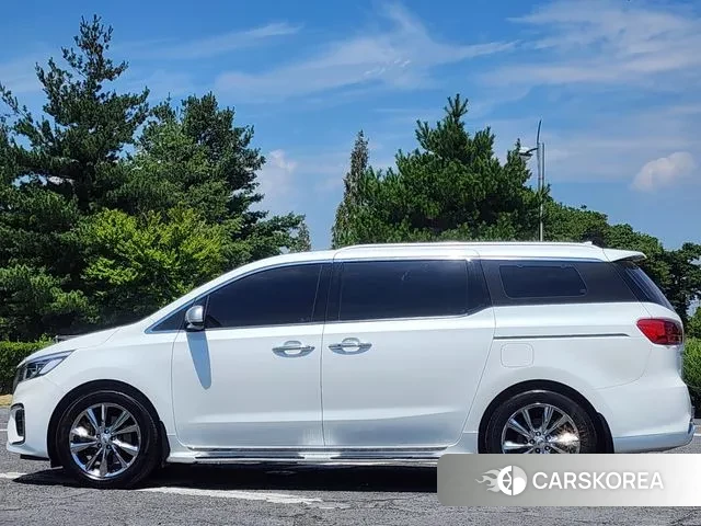 Kia The New Carnival id 2997470 из Кореи 15