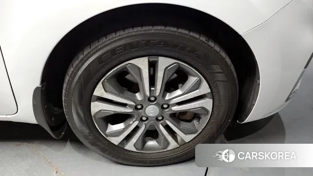 Kia The New Carnival id 3449525 из Кореи 15