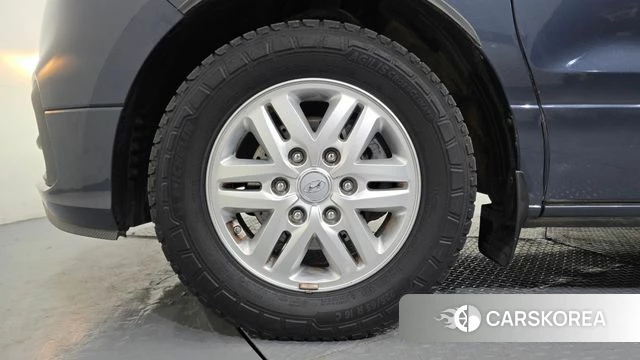 Hyundai The New Grand Starex id 3867437 из Кореи 15