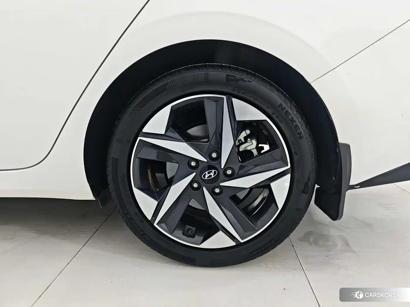 Hyundai Elantra id 4514317 из Китая 16