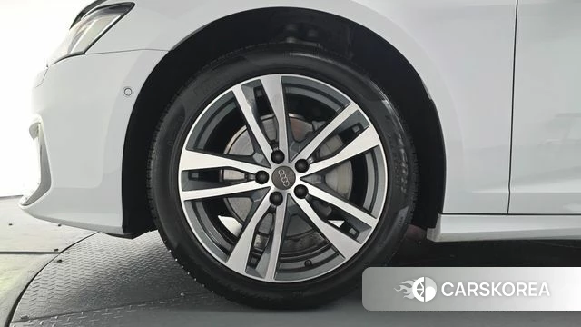 Audi A6 (C8) id 4294204 из Кореи 15