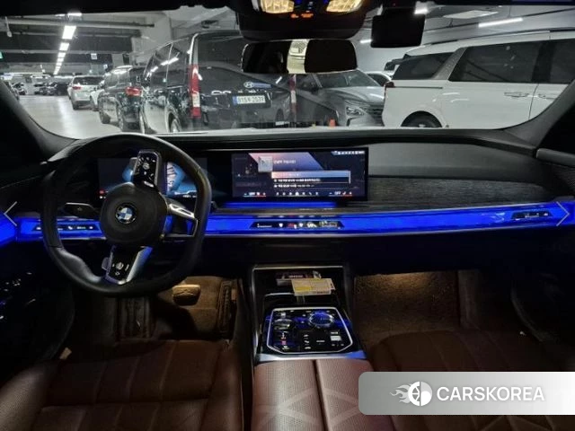 BMW 7 Series (G70) 2024 Белый из Кореи, фото 5