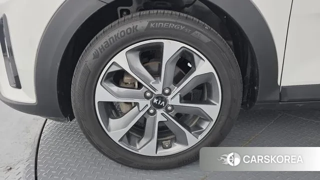 Kia Stonic id 3778549 из Кореи 15