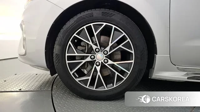 Kia The New Carnival id 3233467 из Кореи 15