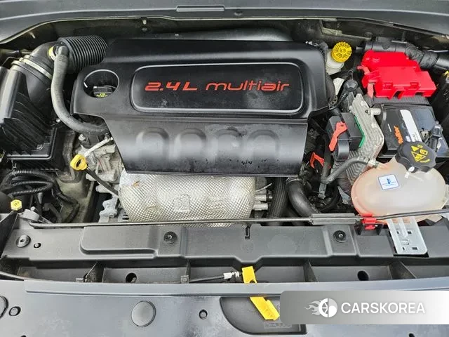 Jeep Renegade id 3123290 из Кореи 8