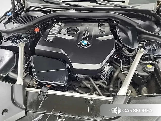 BMW 5 Series (G30) id 3413250 из Кореи 15