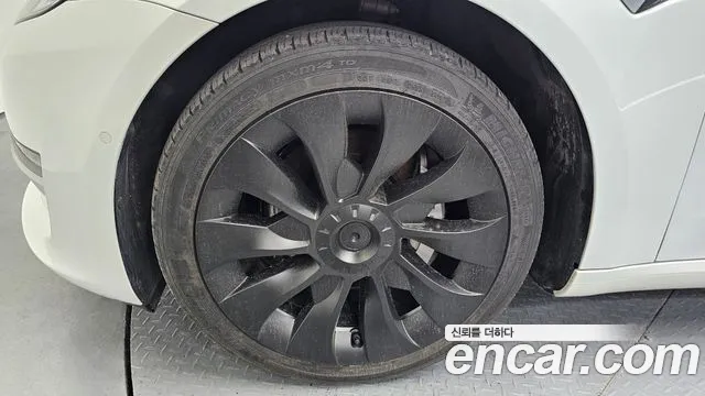 Tesla Model 3 id 2701000 из Кореи 15