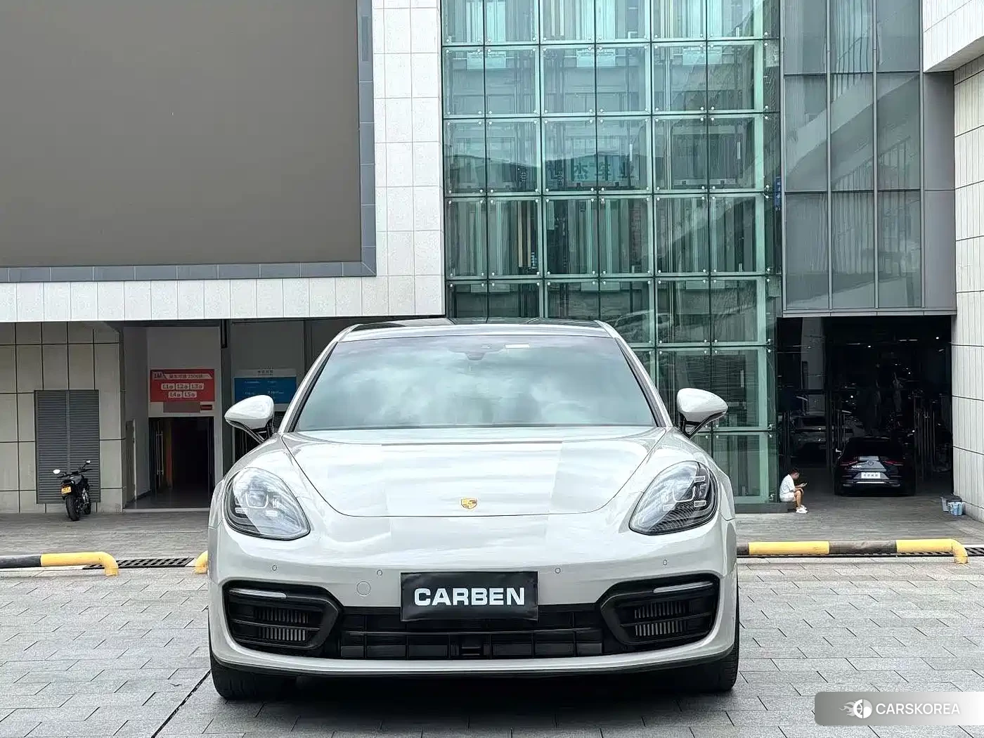 Porsche Panamera 2022 Silver/gray из Китая, фото 5