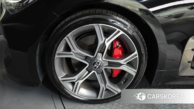 Kia Stinger id 3905516 из Кореи 15