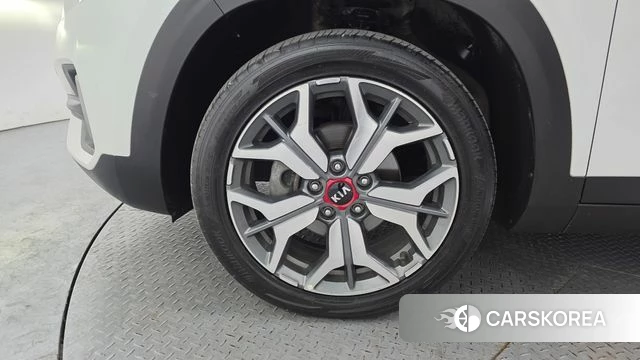 Kia Seltos id 4294601 из Кореи 15
