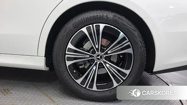 Mercedes-Benz E-Class W214 id 3554859 из Кореи 15