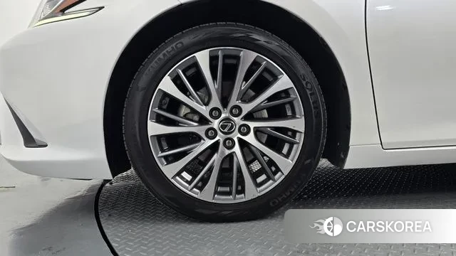 Lexus ES300h 7th generation id 3547454 из Кореи 15