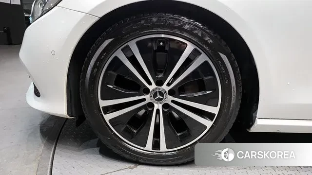 Mercedes-Benz E-Class W213 id 3788996 из Кореи 15
