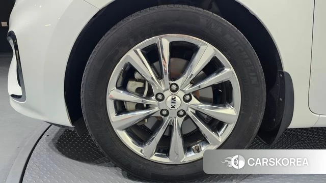 Kia The New Carnival id 4430379 из Кореи 15