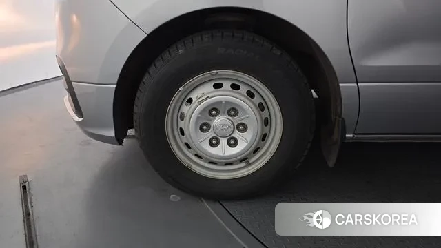 Hyundai The New Grand Starex id 3687330 из Кореи 15