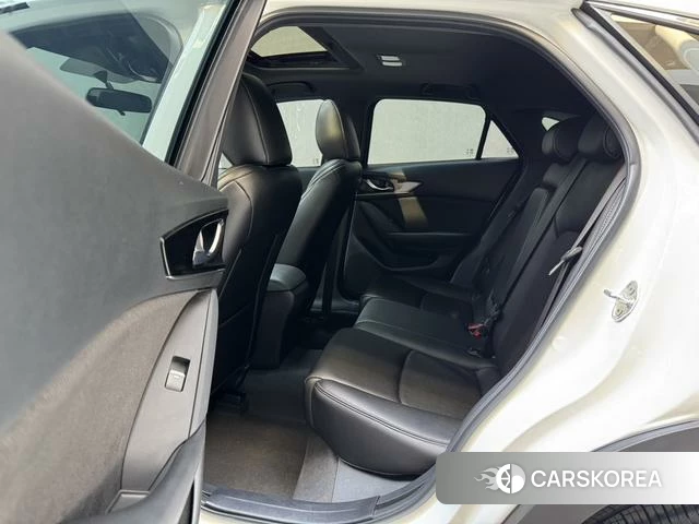 Mazda CX-4 id 3919503 из Китая 20