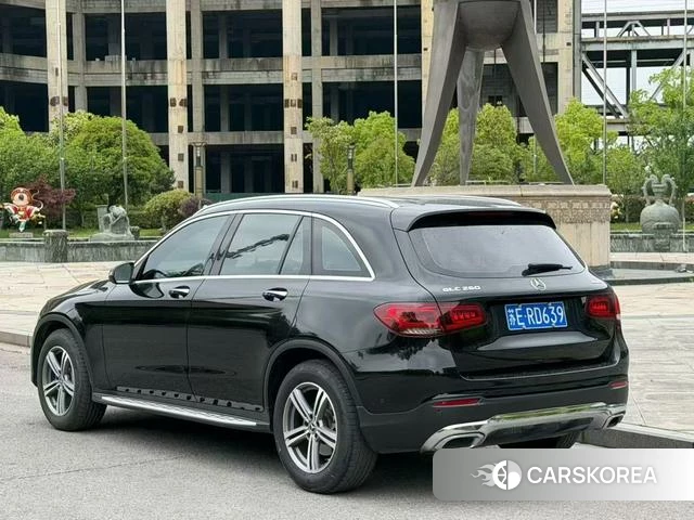 Mercedes-Benz GLC 2021 Черный из Китая, фото 5