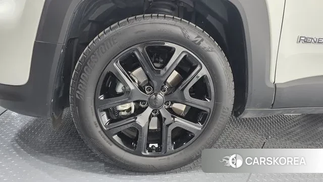 Jeep Renegade id 3740234 из Кореи 16