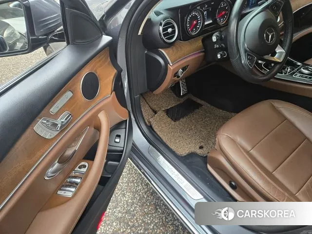 Mercedes-Benz E-Class W213 id 3413470 из Кореи 7