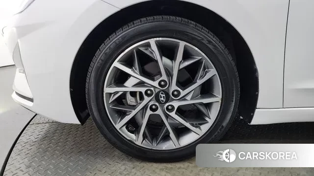 Hyundai The New Avante AD id 3045372 из Кореи 15