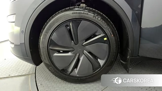 Tesla Model Y id 3277854 из Кореи 15