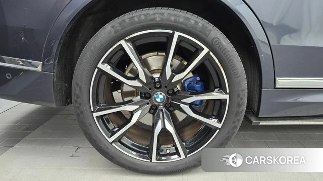 BMW X7 (G07) id 4637645 из Кореи 25