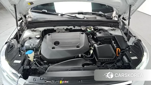 Volvo XC40 id 3659895 из Кореи 15