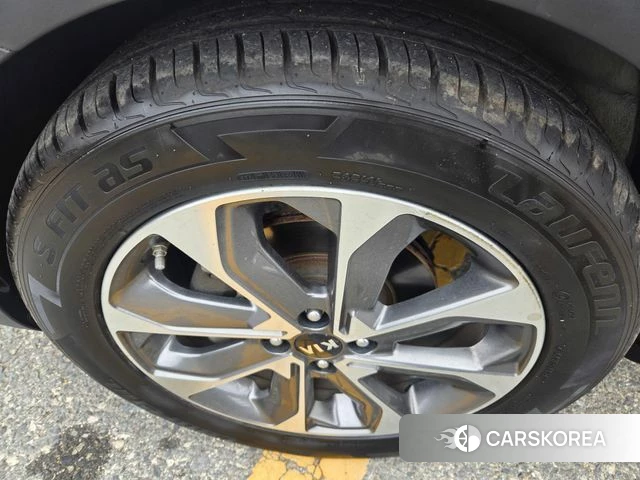 Kia Stonic id 4856211 из Кореи 15