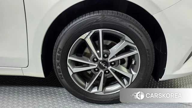 Kia The New K3 2nd generation id 4308749 из Кореи 29