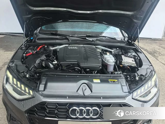 Audi A4L id 4367539 из Китая 10