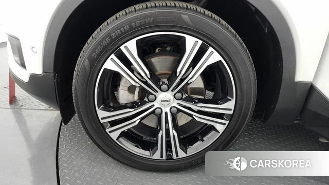 Volvo XC40 id 4224827 из Кореи 27