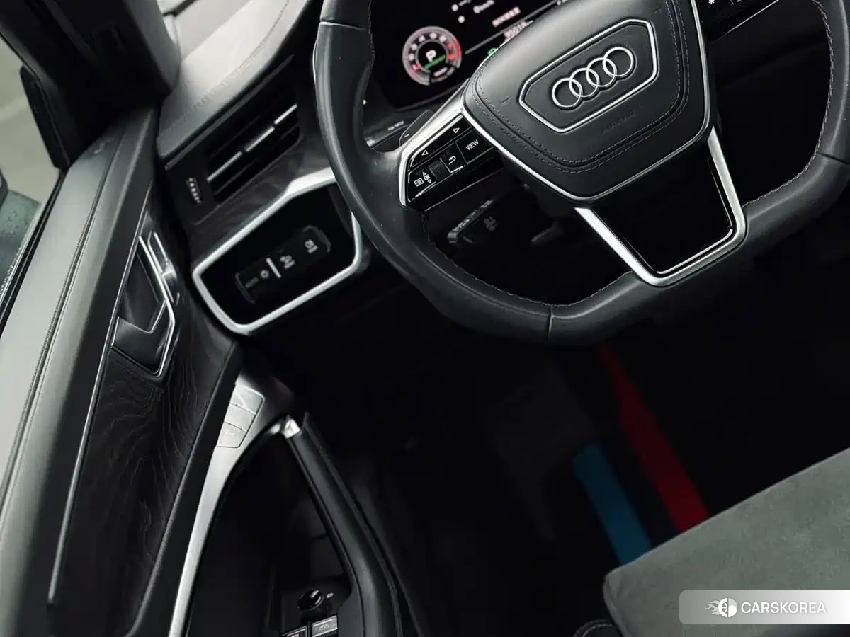Audi A6L id 4601028 из Китая 9